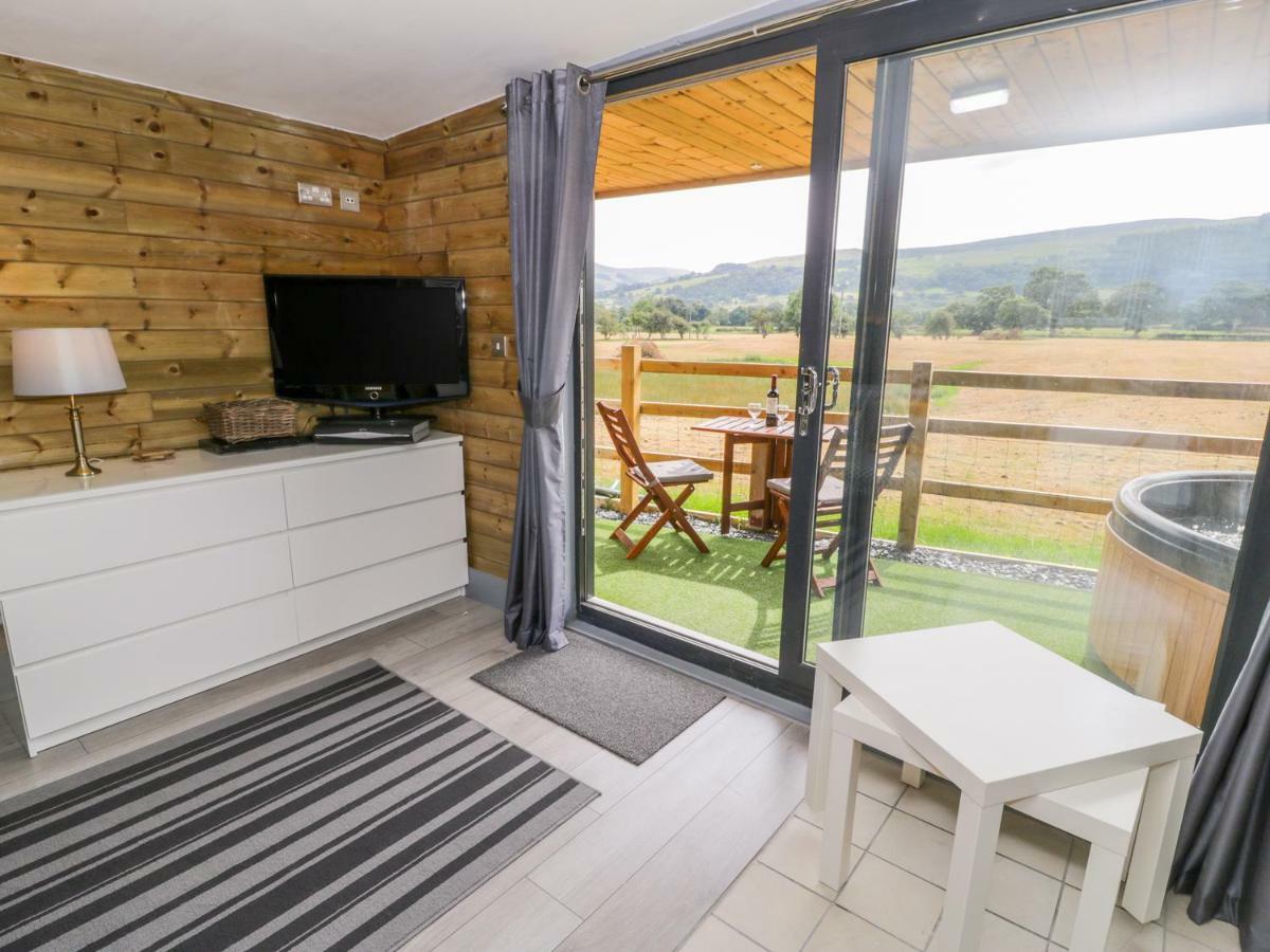 Cilan Lodge Corwen Exterior photo